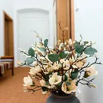 Staropramenna Garden Residence